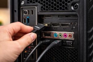 Pc turns on but no display